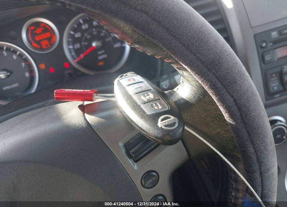 2011 NISSAN SENTRA 2.0SR VIN: 3N1AB6APXBL641100