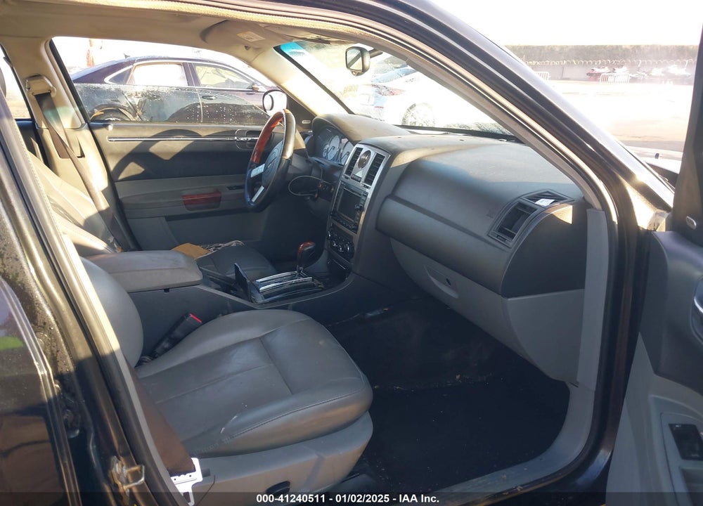 2005 CHRYSLER 300 TOURING VIN: 2C3AA53G95H630470