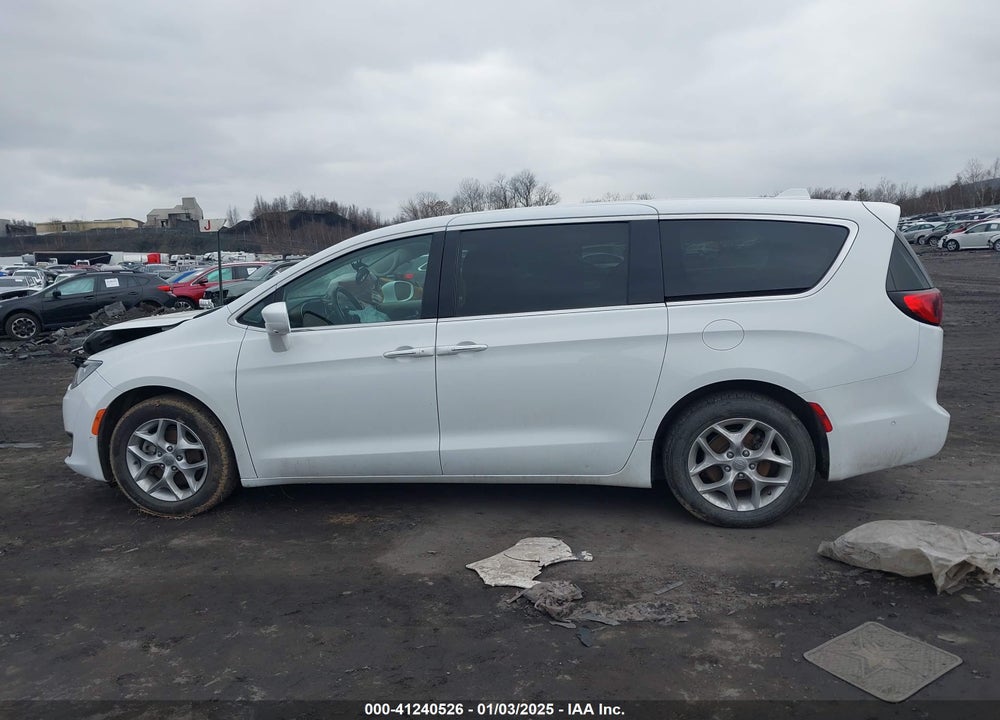 2019 CHRYSLER PACIFICA TOURING PLUS VIN: 2C4RC1FG8KR575724
