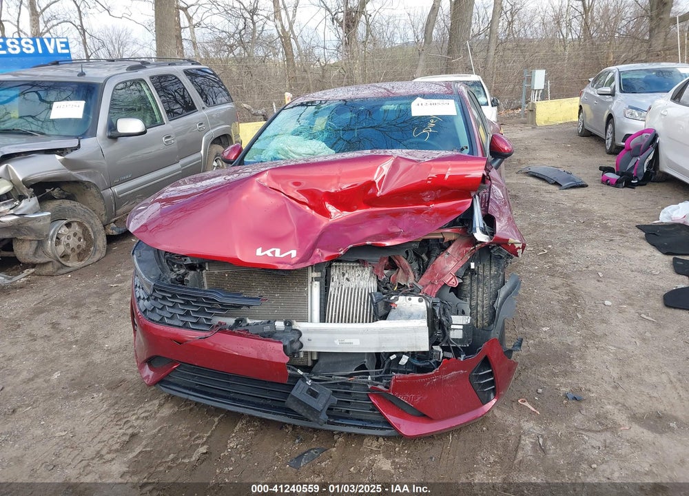 2022 KIA K5 VIN: 5XXG14J27NG144587