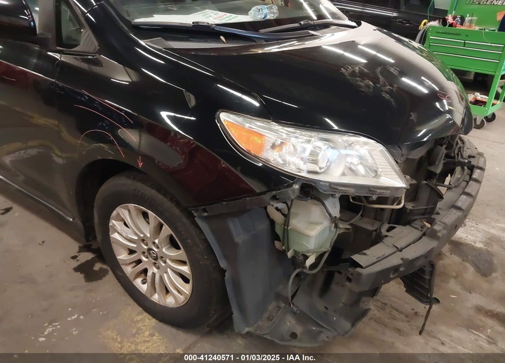 2020 TOYOTA SIENNA XLE VIN: 5TDYZ3DC8LS029021