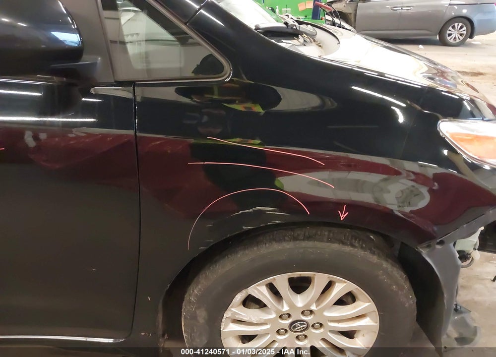 2020 TOYOTA SIENNA XLE VIN: 5TDYZ3DC8LS029021