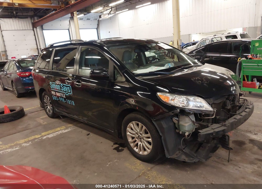 2020 TOYOTA SIENNA XLE VIN: 5TDYZ3DC8LS029021
