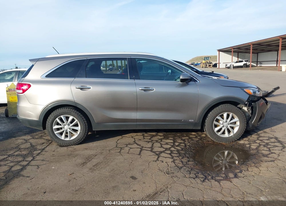 2017 KIA SORENTO 3.3L LX VIN: 5XYPGDA53HG331849