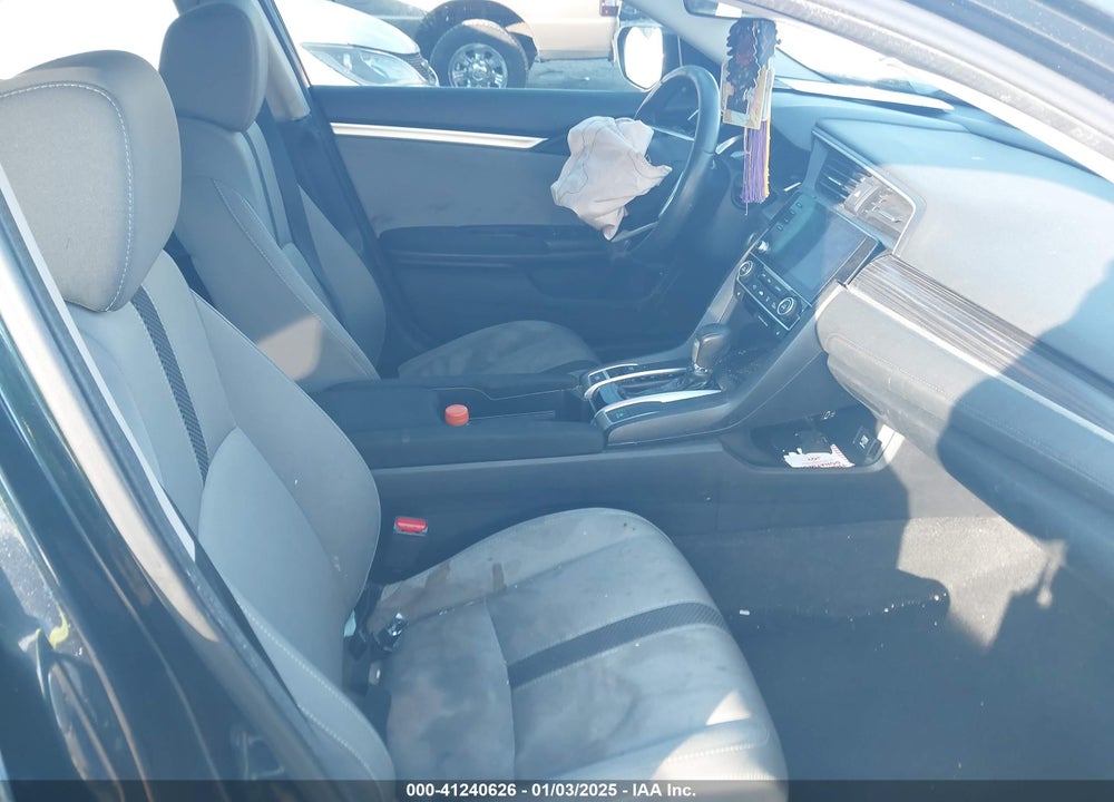 2019 HONDA CIVIC VIN: 19XFC1F35KE015855