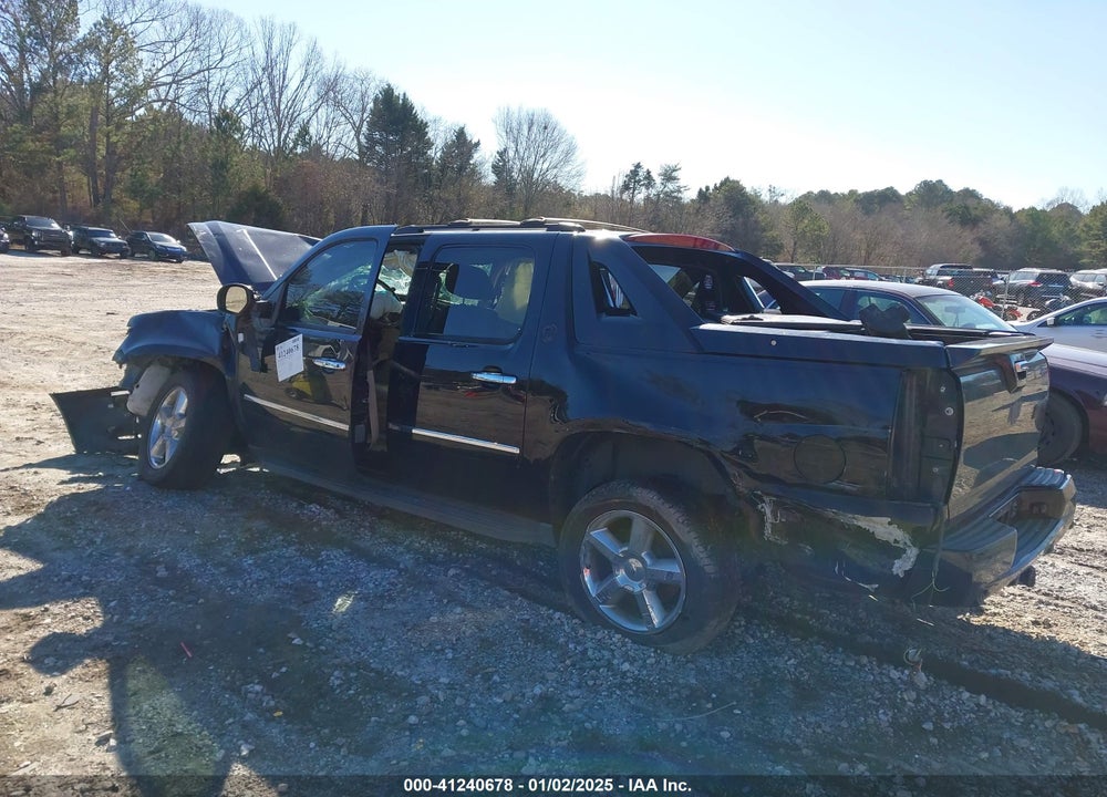 2013 CHEVROLET AVALANCHE LTZ VIN: 3GNMCGE00DG301452