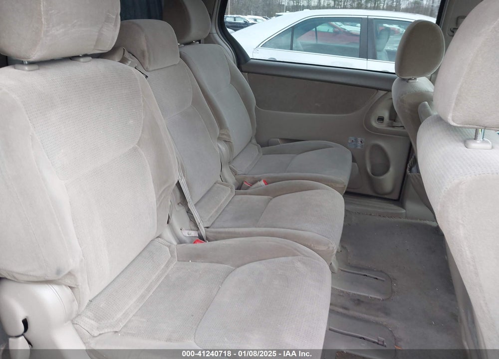 2004 TOYOTA SIENNA LE VIN: 5TDZA23C54S055889