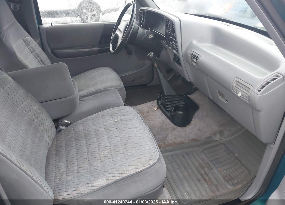 1994 FORD RANGER SUPER CAB VIN: 1FTCR14A9RPC32001