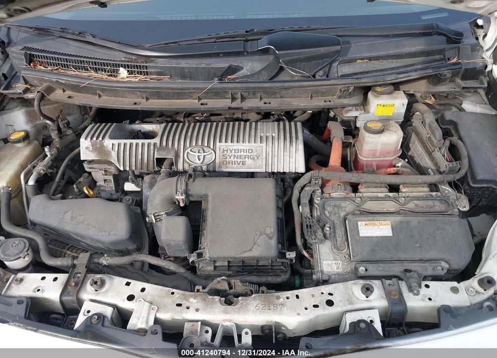 2014 TOYOTA PRIUS TWO VIN: JTDKN3DUXE1773276