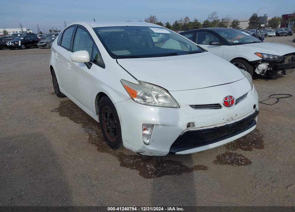2014 TOYOTA PRIUS TWO VIN: JTDKN3DUXE1773276