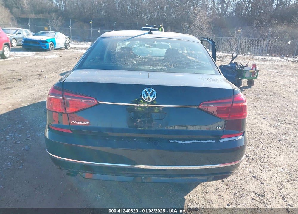 2017 VOLKSWAGEN PASSAT 1.8T R-LINE VIN: 1VWDT7A36HC002434