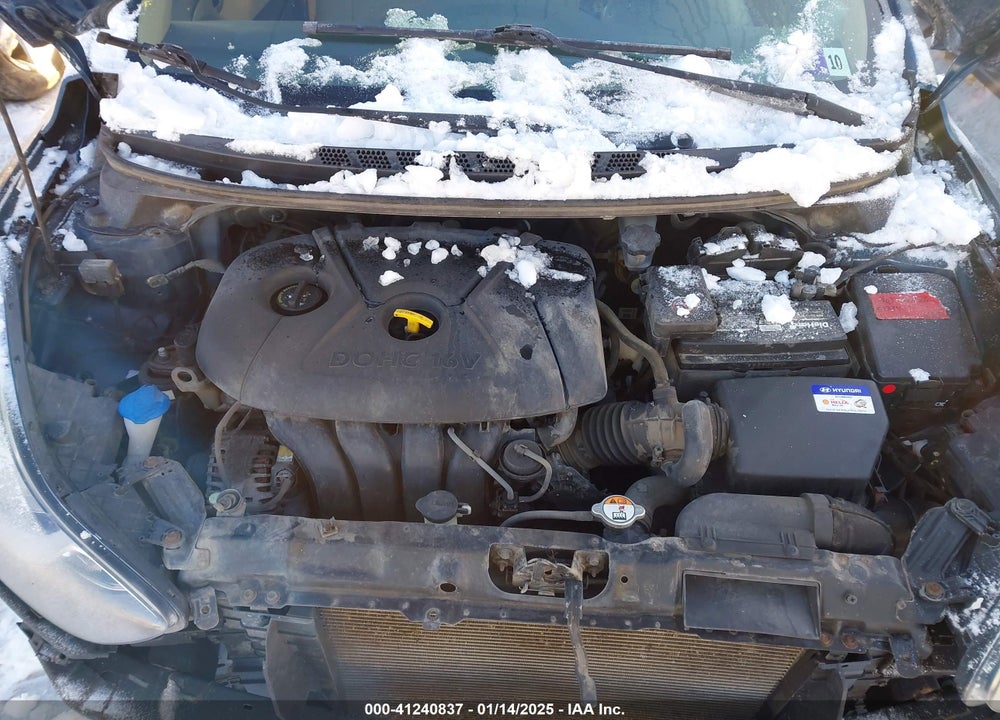 2013 HYUNDAI ELANTRA VIN: KMHDH4AE3DU952139
