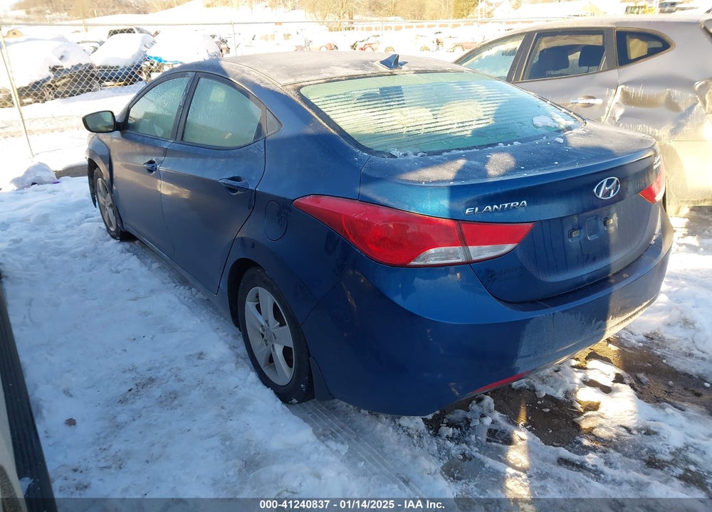 2013 HYUNDAI ELANTRA VIN: KMHDH4AE3DU952139