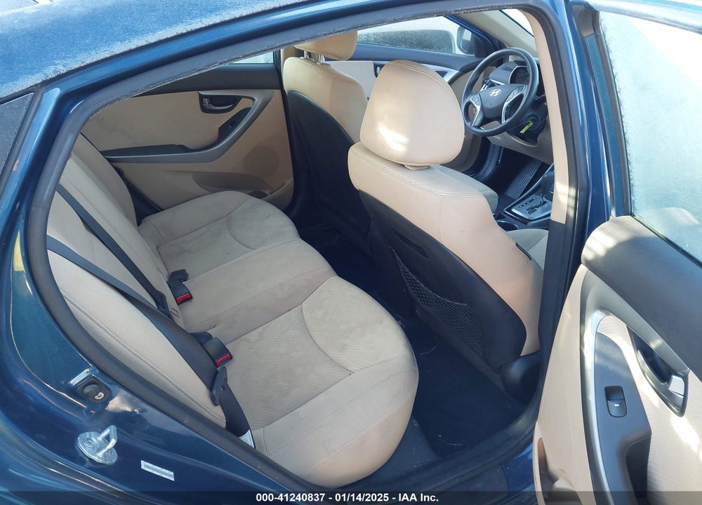 2013 HYUNDAI ELANTRA VIN: KMHDH4AE3DU952139