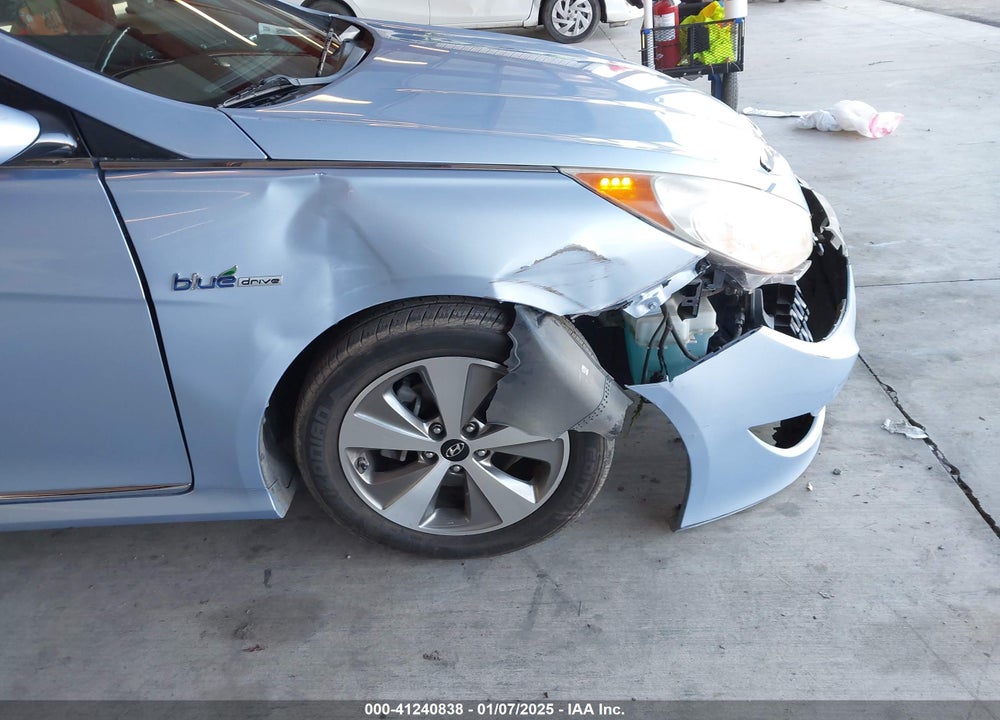 2012 HYUNDAI SONATA HYBRID VIN: KMHEC4A41CA057016