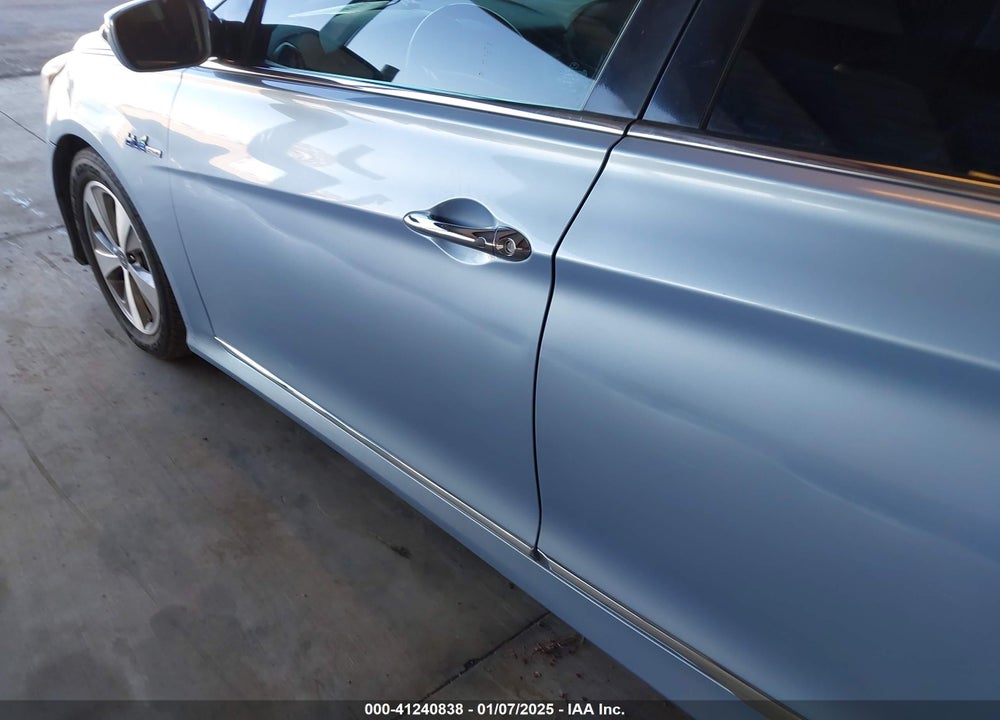 2012 HYUNDAI SONATA HYBRID VIN: KMHEC4A41CA057016