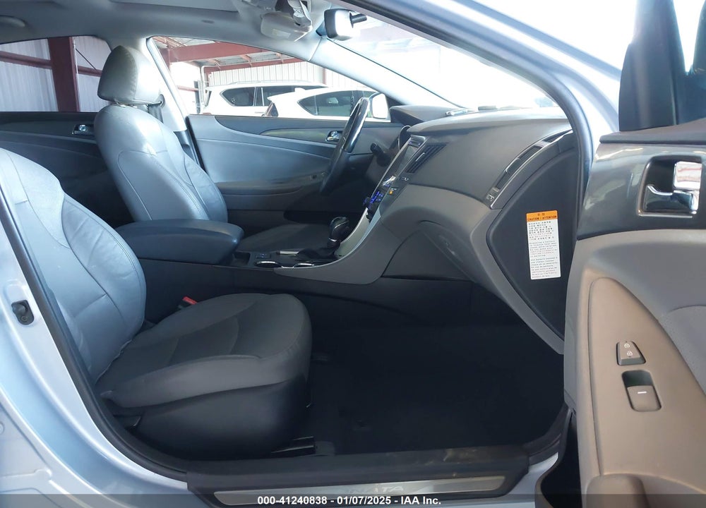 2012 HYUNDAI SONATA HYBRID VIN: KMHEC4A41CA057016