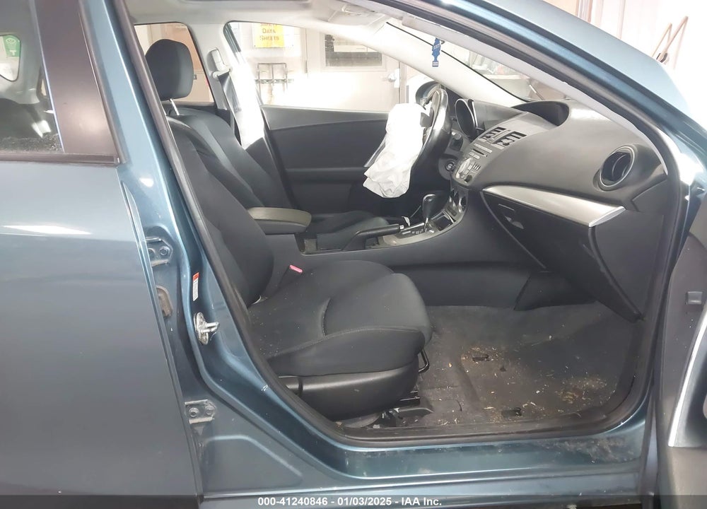2011 MAZDA 3 S SPORT VIN: JM1BL1K52B1388862
