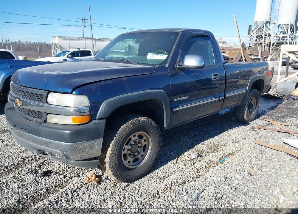 2001 CHEVROLET SILVERADO 2500HD LS VIN: 1GCHK24U81E215264