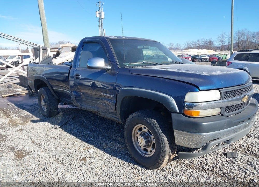 2001 CHEVROLET SILVERADO 2500HD LS VIN: 1GCHK24U81E215264
