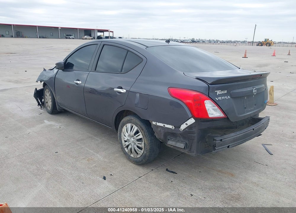 2015 NISSAN VERSA 1.6 SV VIN: 3N1CN7AP8FL872752