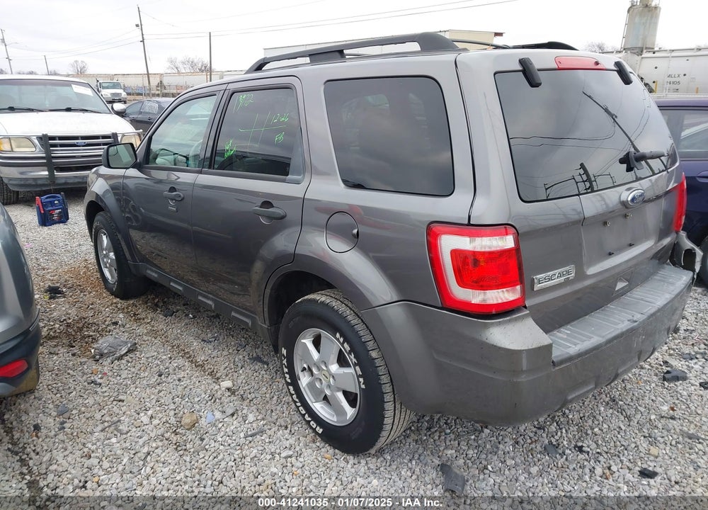 2010 FORD ESCAPE XLT VIN: 1FMCU0D76AKC75737
