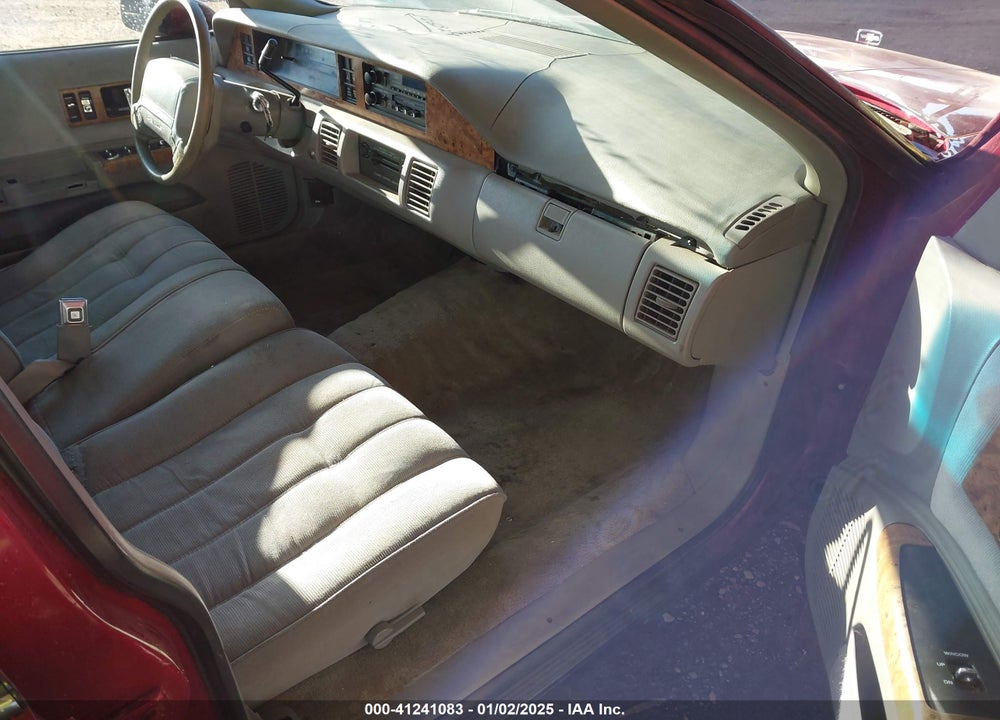 1993 CHEVROLET CAPRICE CLASSIC VIN: 1G1BL53E7PW108829