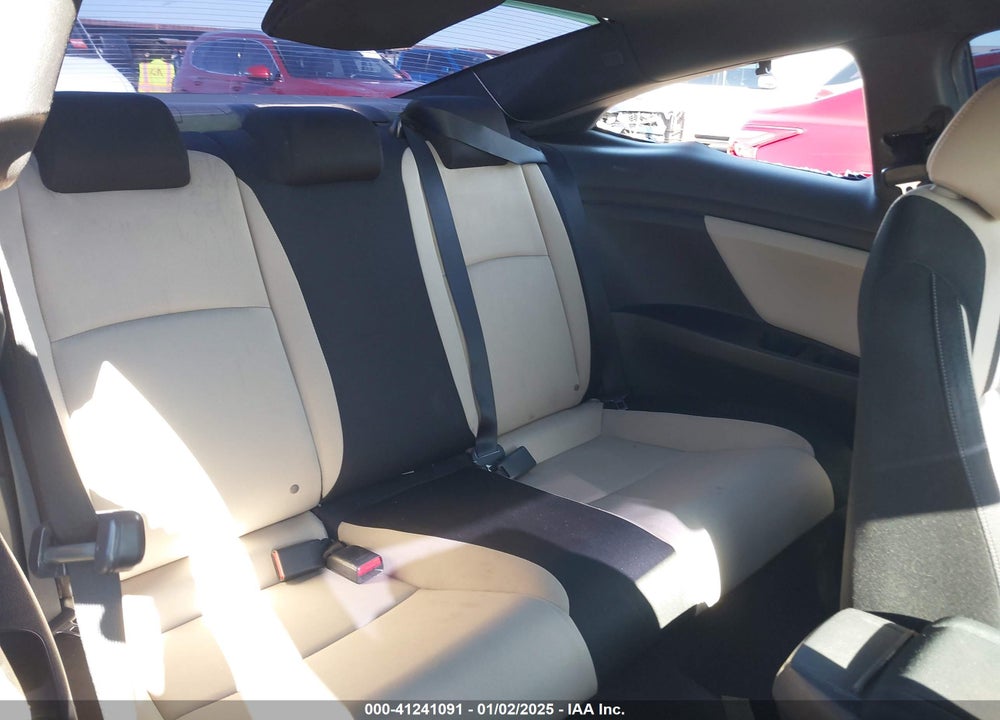 2016 HONDA CIVIC VIN: 2HGFC4B57GH304905