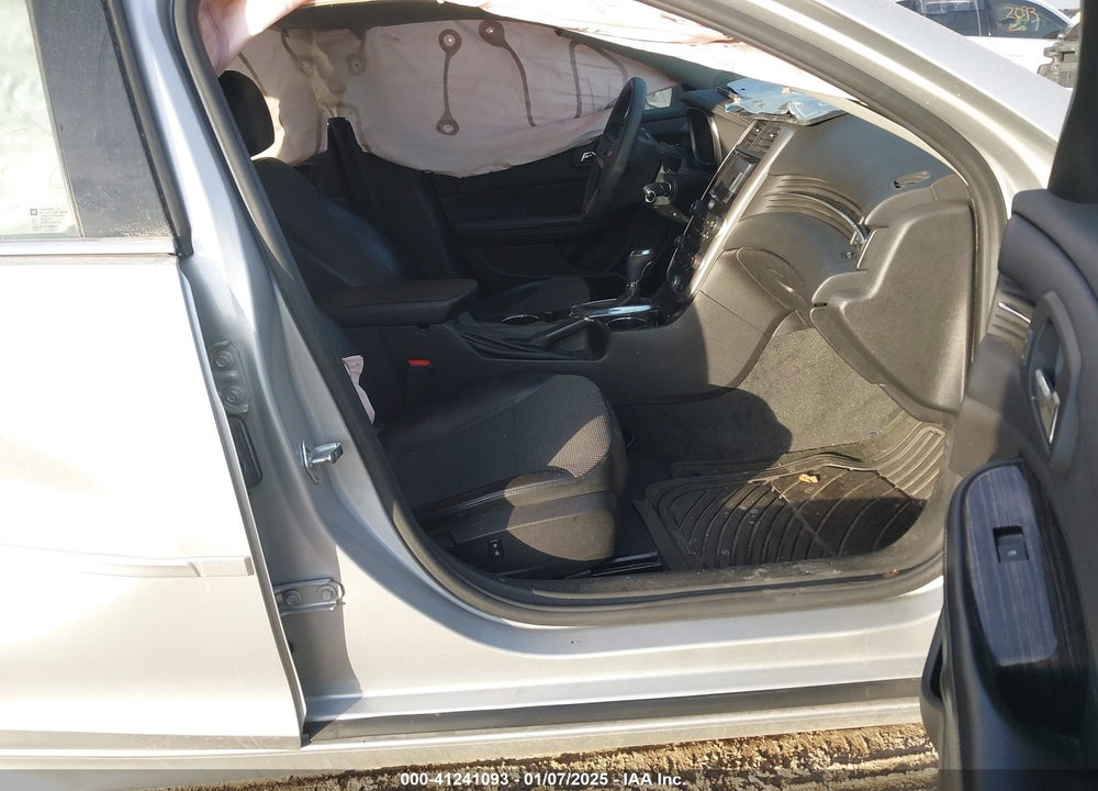 2014 CHEVROLET MALIBU VIN: 1G11C5SL4EU169883
