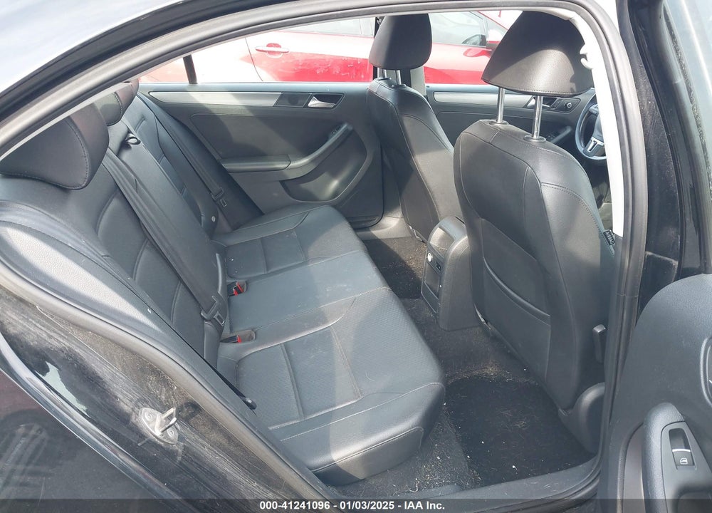 2013 VOLKSWAGEN JETTA VIN: 3VWLL7AJ5DM387729