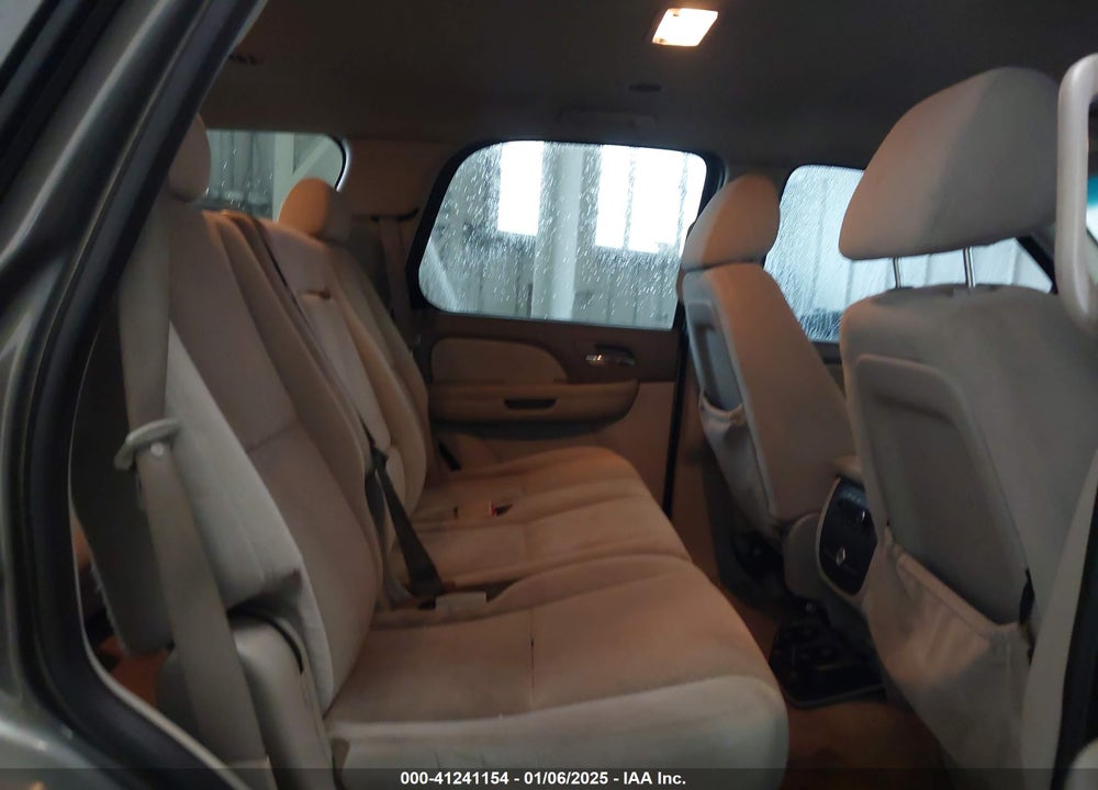 2008 CHEVROLET TAHOE LT VIN: 1GNFK13018R248892