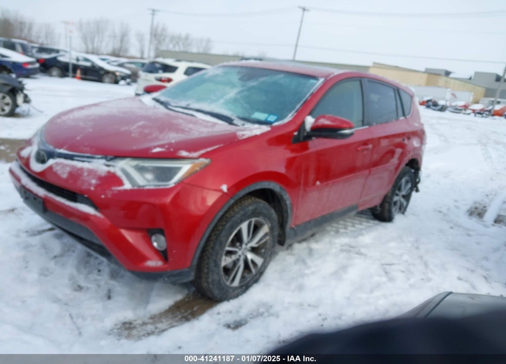 2017 TOYOTA RAV4 XLE VIN: JTMRFREV7HJ114209