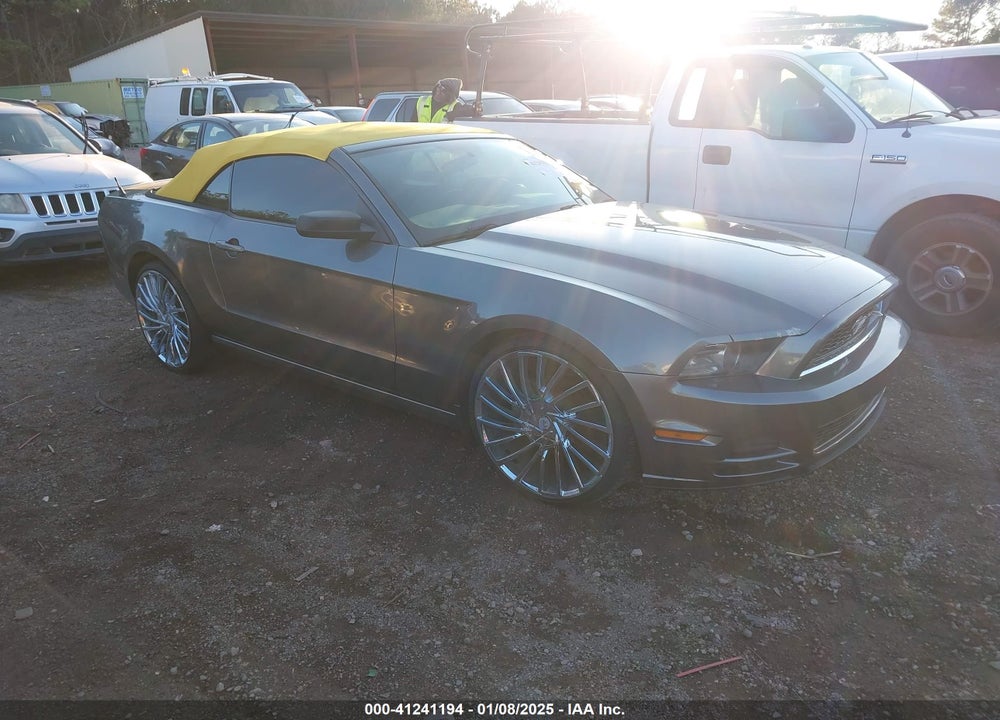 2014 FORD MUSTANG V6 VIN: 1ZVBP8EM2E5205938