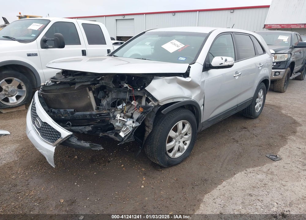 2012 KIA SORENTO LX VIN: 5XYKT3A18CG193151
