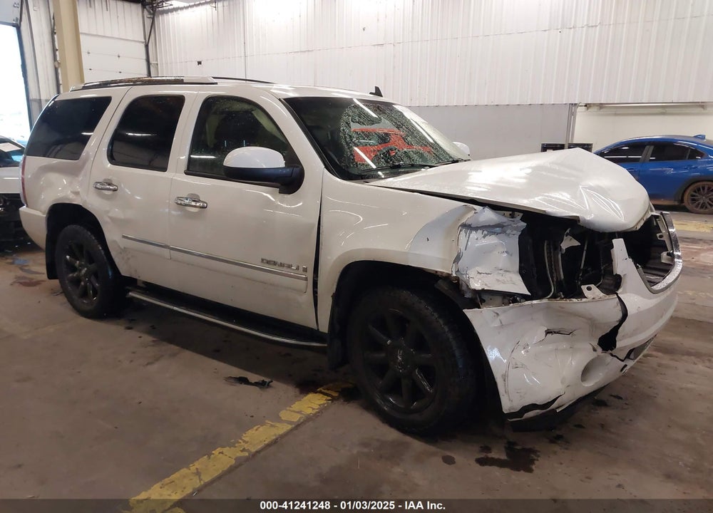 2009 GMC YUKON DENALI VIN: 1GKFK13279J104097