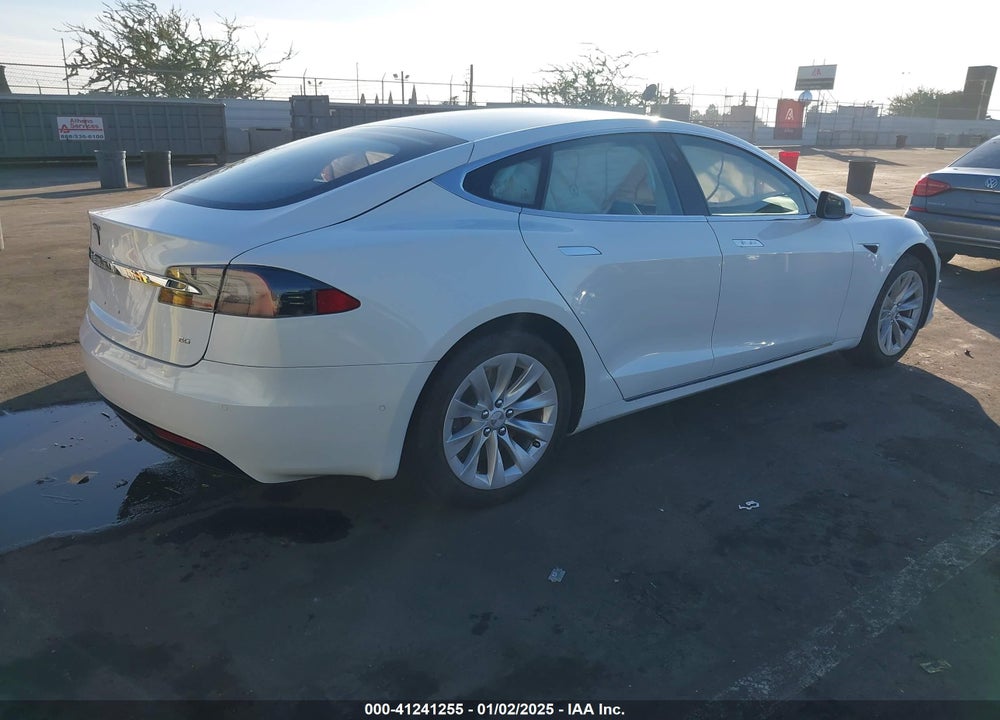 2016 TESLA MODEL S VIN: 5YJSA1E11GF176094