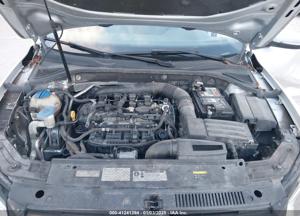 2015 VOLKSWAGEN PASSAT VIN: 1VWAT7A31FC043053