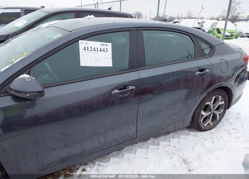 2021 KIA FORTE LXS VIN: 3KPF24AD1ME413846