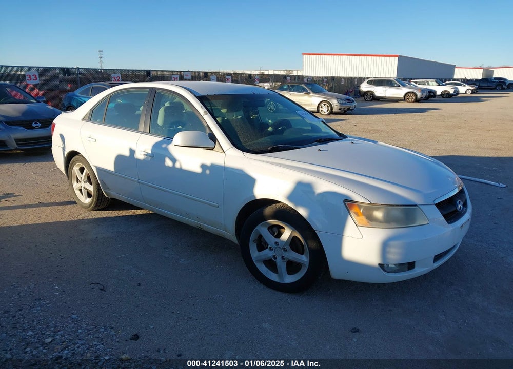 2008 HYUNDAI SONATA LIMITED V6/SE V6 VIN: 5NPEU46F58H400390