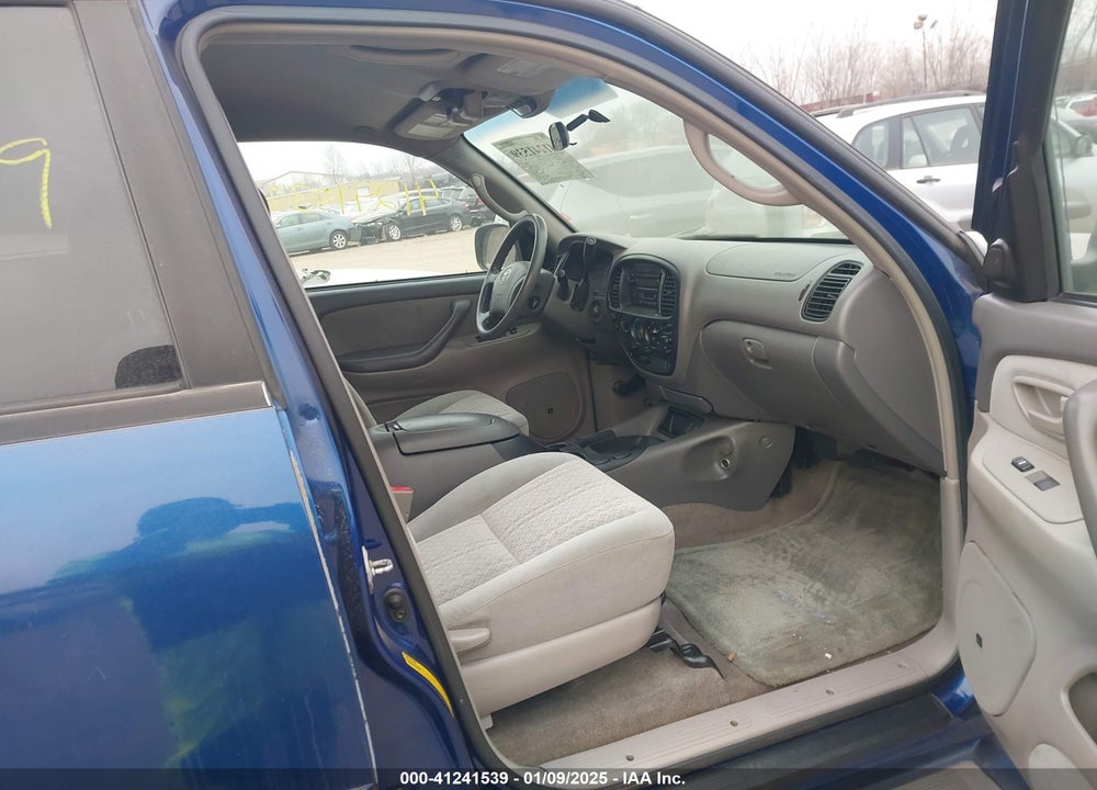 2005 TOYOTA TUNDRA SR5 V8 VIN: 5TBDT44105S486857