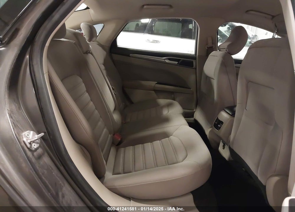2019 FORD FUSION HYBRID VIN: 3FA6P0LU0KR205928