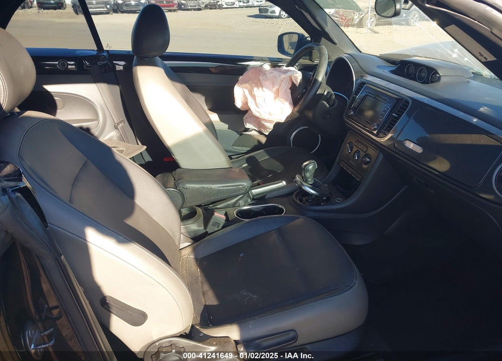 2013 VOLKSWAGEN BEETLE VIN: 3VW7T7ATXDM833621