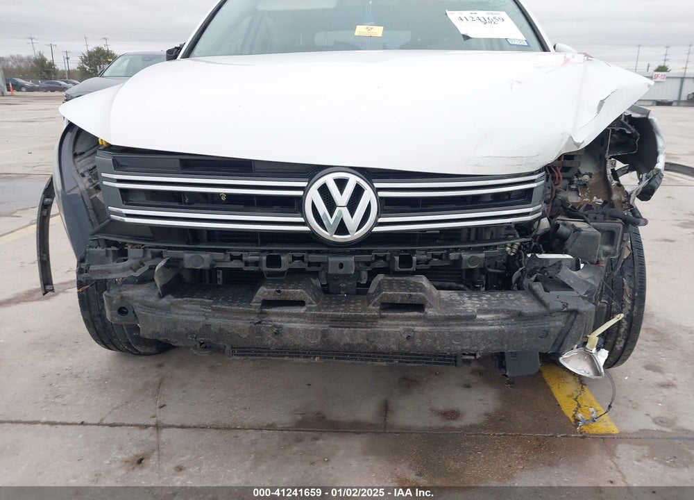 2016 VOLKSWAGEN TIGUAN S VIN: WVGAV7AX7GW587651
