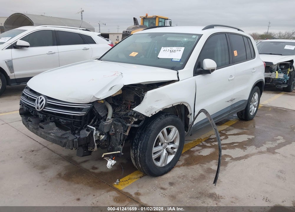 2016 VOLKSWAGEN TIGUAN S VIN: WVGAV7AX7GW587651