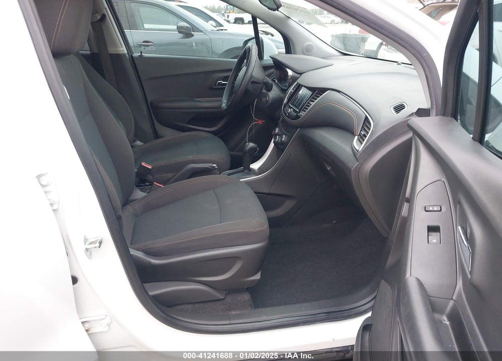 2021 CHEVROLET TRAX FWD LS VIN: KL7CJKSB4MB321969