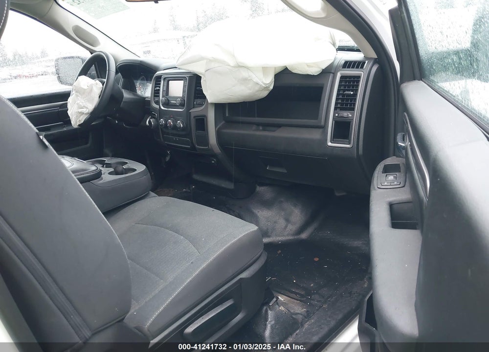 2022 RAM 1500 CLASSIC TRADESMAN 4X2 8' BOX VIN: 3C6JR6DG1NG336805