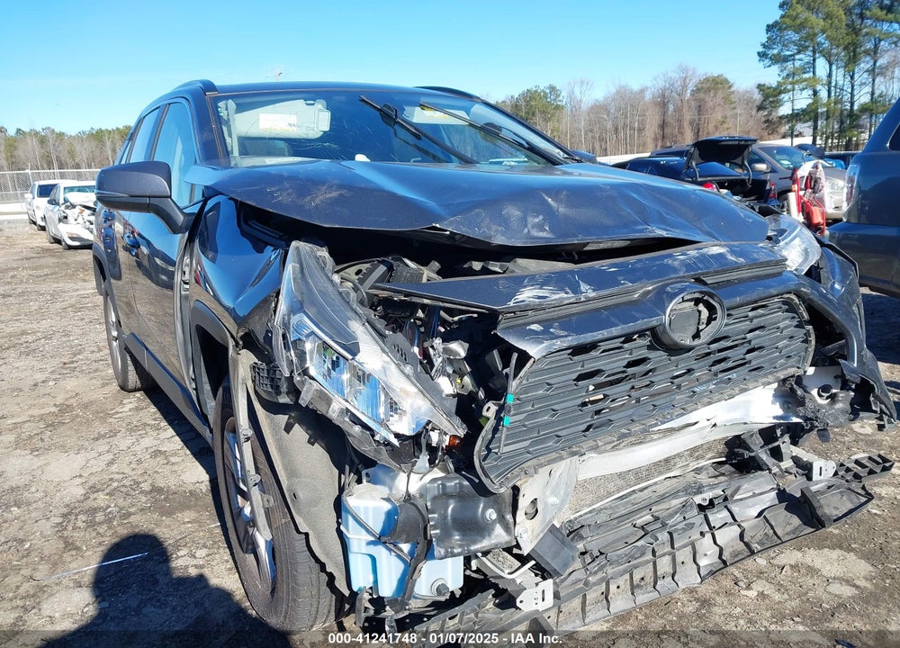 2019 TOYOTA RAV4 XLE VIN: JTMW1RFVXKD010321
