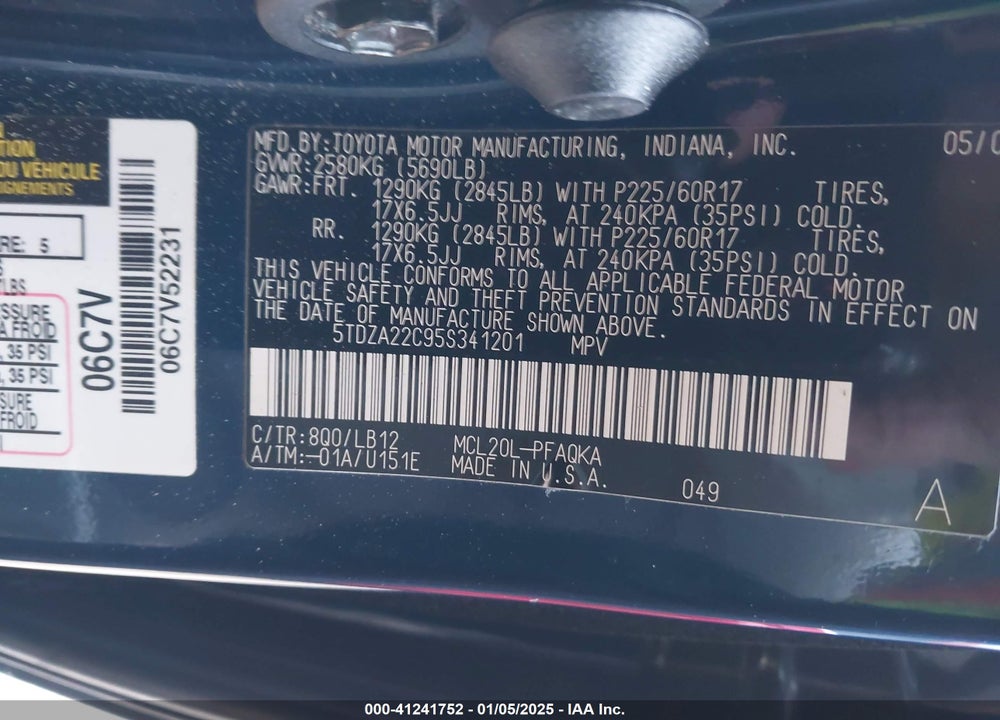 2005 TOYOTA SIENNA XLE VIN: 5TDZA22C95S341201