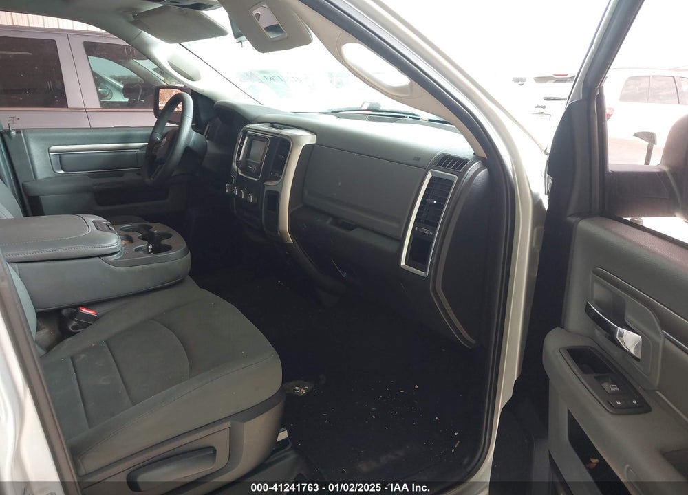 2016 RAM 1500 SLT VIN: 1C6RR6GG8GS375661