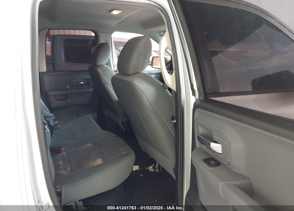 2016 RAM 1500 SLT VIN: 1C6RR6GG8GS375661
